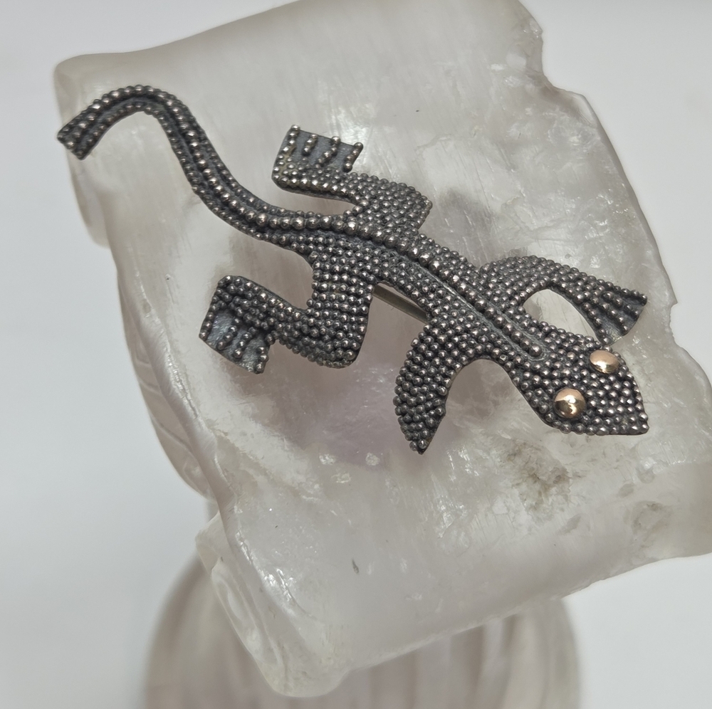 925 sterling silver gold eyed spotted gecko lizard roll clasp pin brooch vintage